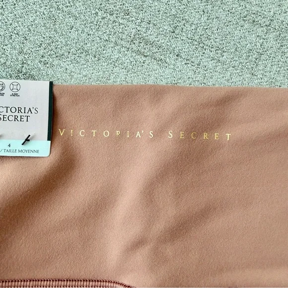 🍑 VS Peach Pink Incredible Studio High Rise Legging - Picture 4 of 12